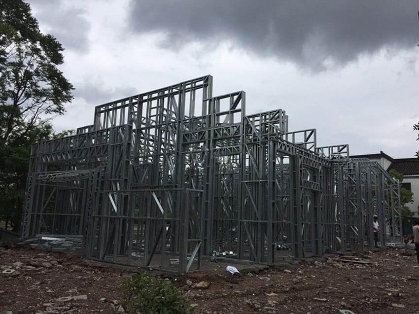 Assemble steel parts of Huizhou style house2